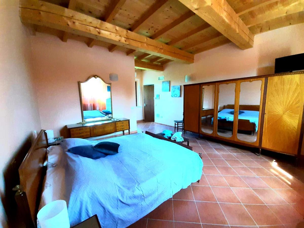 Villa Agriturismo Il Sole Rivarolo del Re ed Uniti Exterior foto
