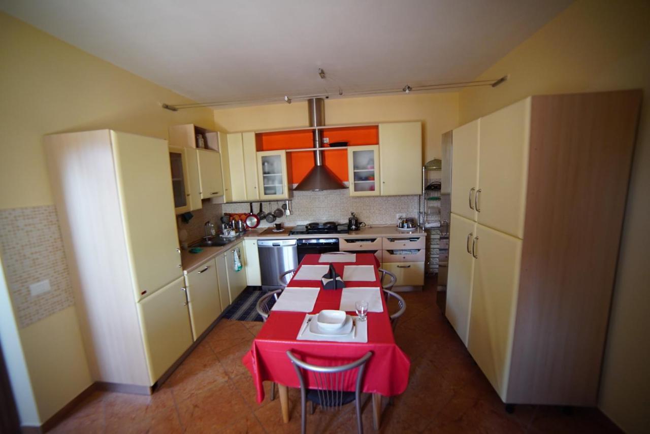 Villa Agriturismo Il Sole Rivarolo del Re ed Uniti Exterior foto