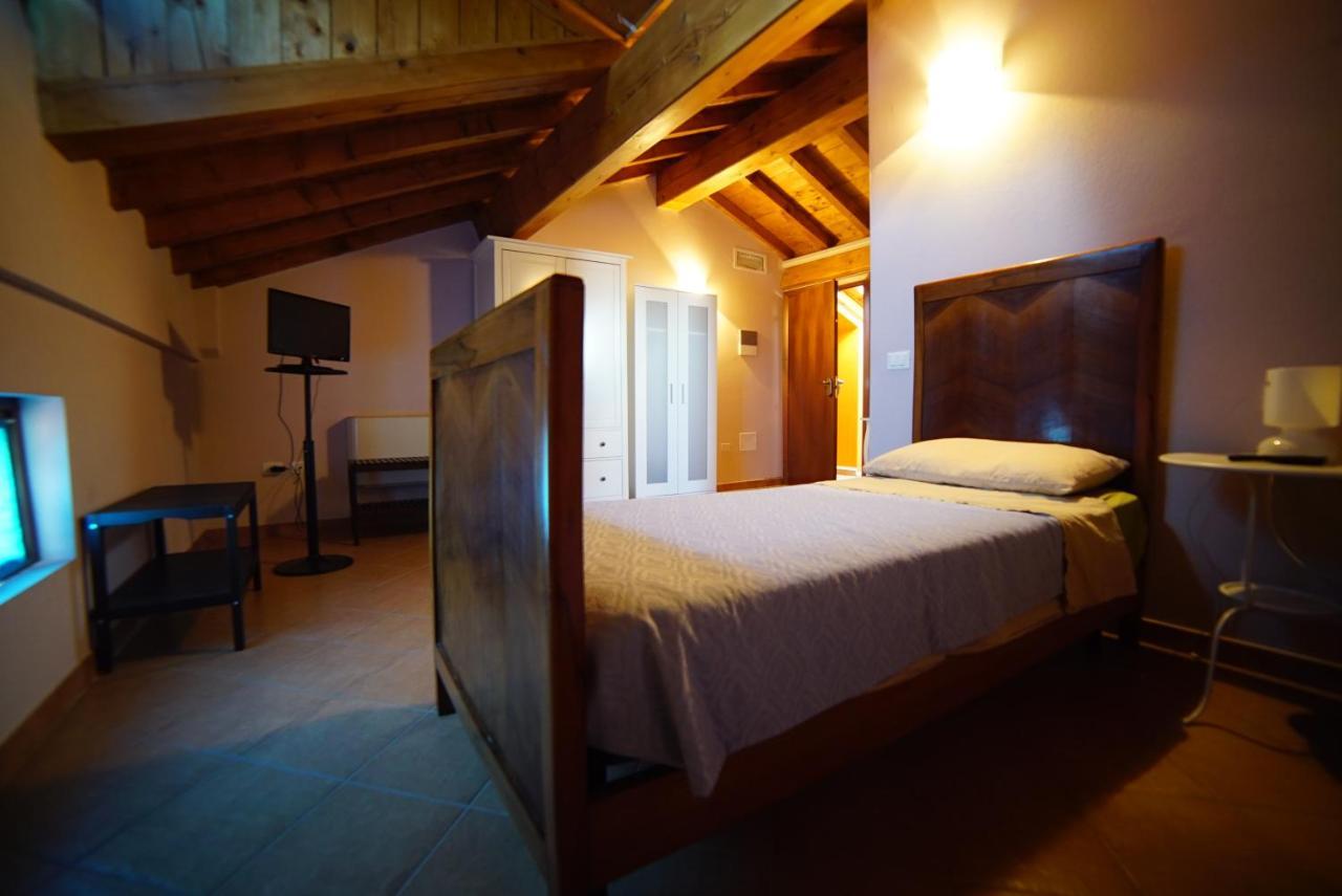 Villa Agriturismo Il Sole Rivarolo del Re ed Uniti Exterior foto